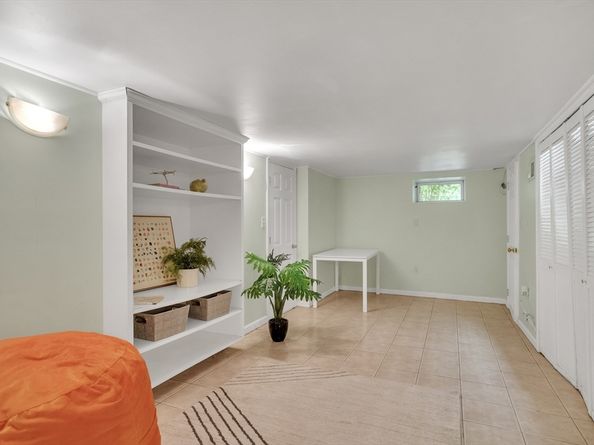 829 Chestnut St, Newton MA 02468