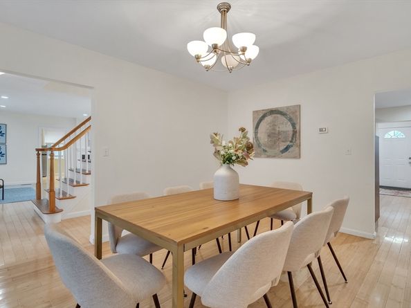 829 Chestnut St, Newton MA 02468