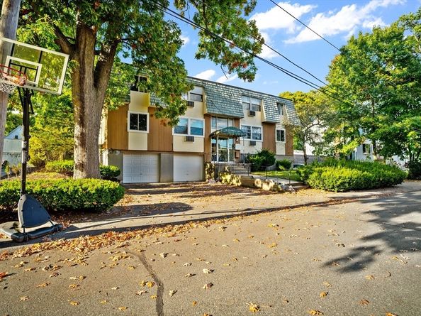 29 Oconnell Ave, Quincy MA 02169