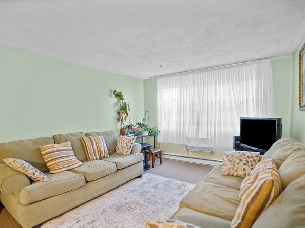29 Oconnell Ave, Quincy MA 02169
