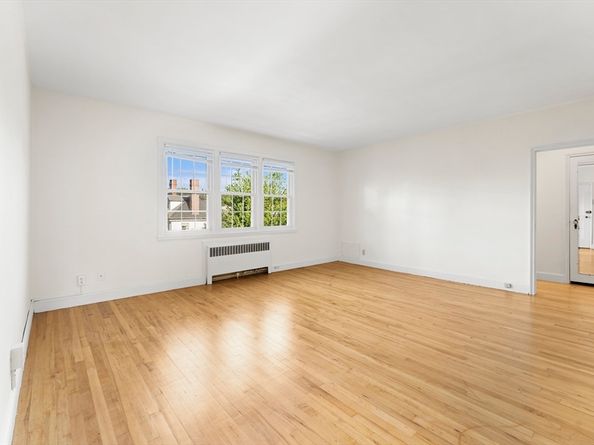 108 Maple St 6, Malden MA 02148