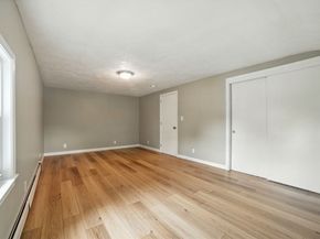 61 Boynton St, Waltham MA 02453