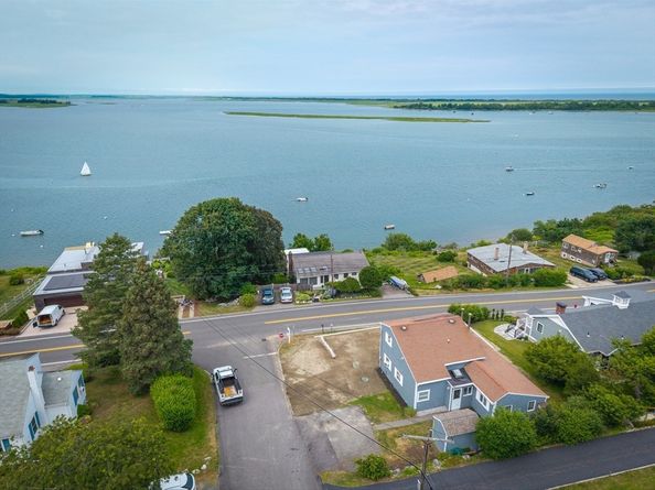 63 North Ridge Road, Ipswich MA 01938