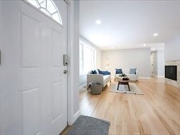 44 Dean Road, Wayland MA 01778