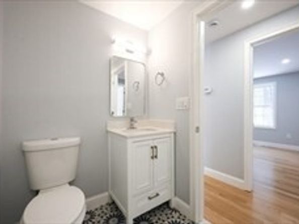 44 Dean Road, Wayland MA 01778