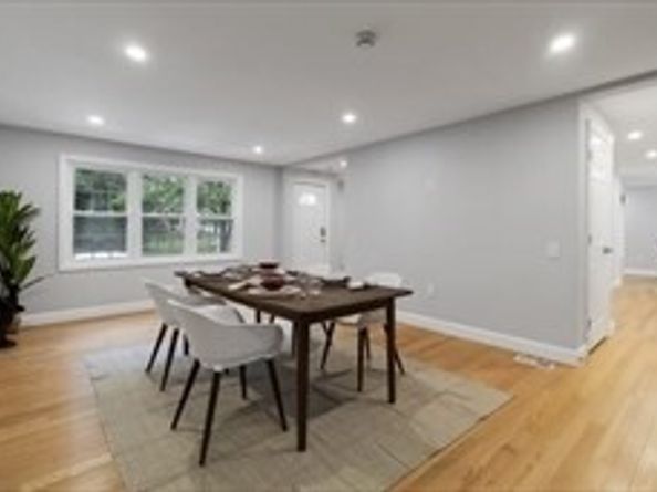 44 Dean Road, Wayland MA 01778