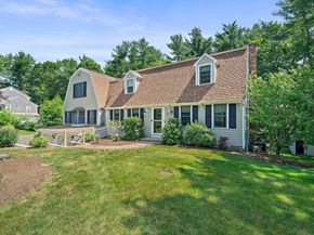 89 Sunset Way, Pembroke MA 02359
