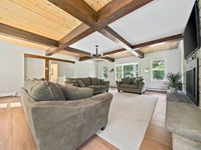 89 Sunset Way, Pembroke MA 02359