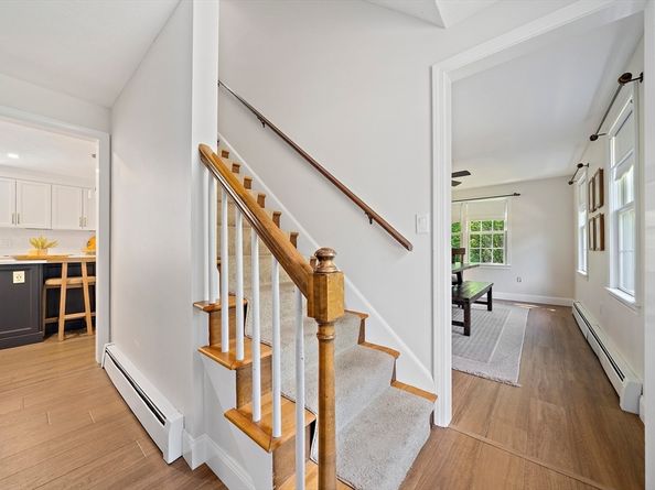 89 Sunset Way, Pembroke MA 02359