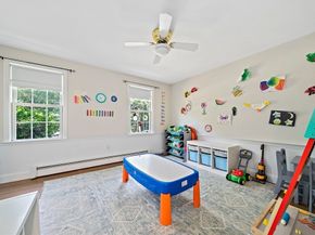 89 Sunset Way, Pembroke MA 02359