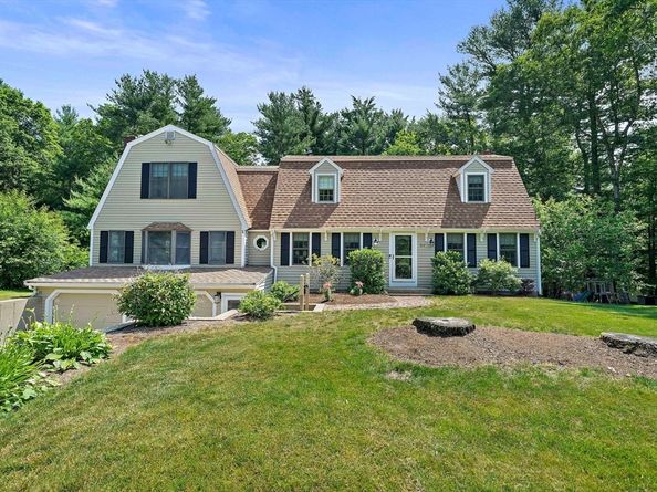 89 Sunset Way, Pembroke MA 02359