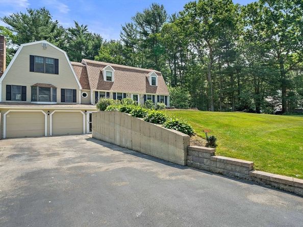 89 Sunset Way, Pembroke MA 02359