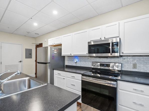 948 Main Street 105, Waltham MA 02453