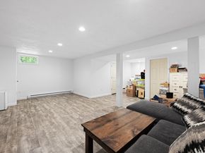 289 Weymouth St, Holbrook MA 02343