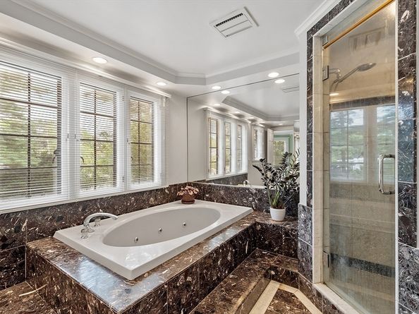 455 Puritan Rd, Swampscott MA 01907