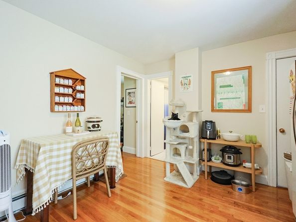 124 Amory St, Cambridge MA 02139
