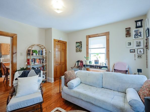 124 Amory St, Cambridge MA 02139