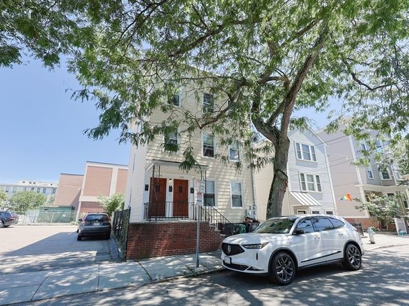 124 Amory St, Cambridge MA 02139