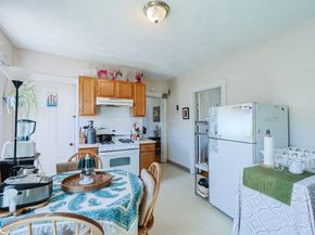 124 Amory St, Cambridge MA 02139
