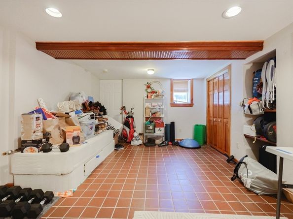 127 Amory St, Cambridge MA 02139