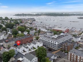 18 Rantoul St, Beverly MA 01915