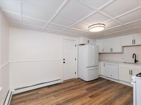 18 Rantoul St, Beverly MA 01915