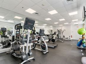 120 Seaver St E201, Brookline MA 02445