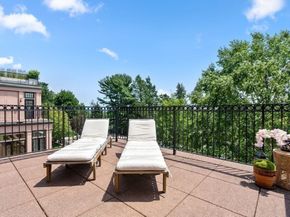 120 Seaver St E201, Brookline MA 02445