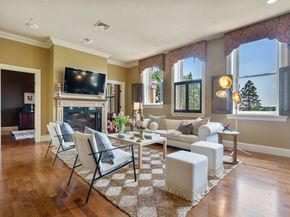 120 Seaver St E201, Brookline MA 02445