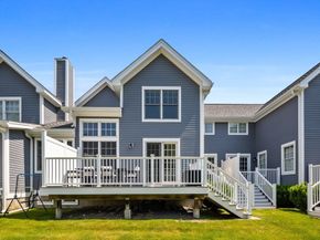 9 Country Club Lane 9, Middleton MA 01949
