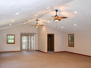 87 Bellevue Dr East, Athol MA 01331