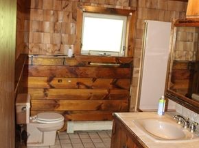 87 Bellevue Dr East, Athol MA 01331