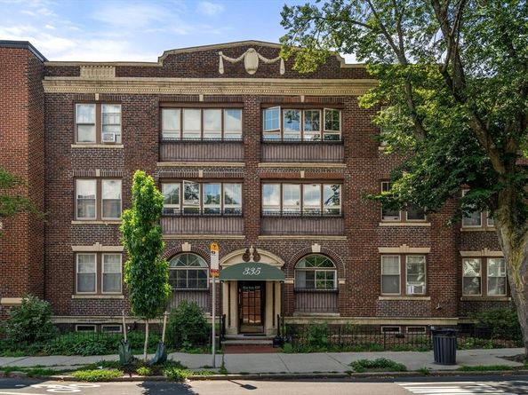 335 South Huntington Ave 12, Boston MA 02130