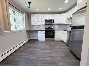 19 Fernview Ave 6, North Andover MA 01845