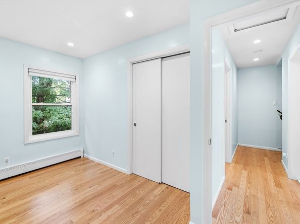 2 Howe Ter 3, Boston MA 02125