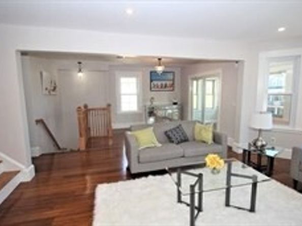 318 Concord Ave, Cambridge MA 02138