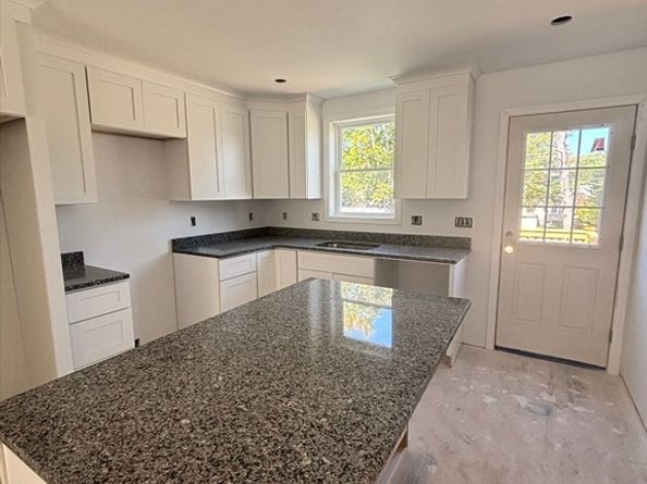 14 Dyer St 14, Rockland MA 02370