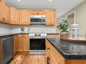 94 Hudson Rd, Stow MA 01775
