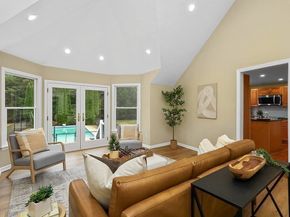 94 Hudson Rd, Stow MA 01775