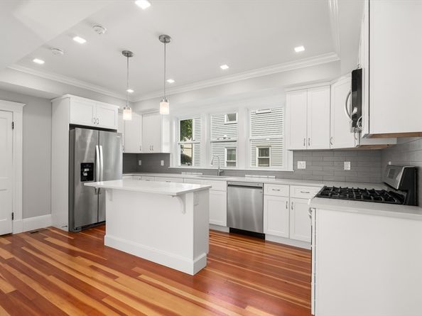 85-87 Dexter Avenue 87, Watertown MA 02472