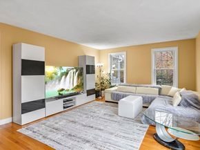 103 Barker St, North Andover MA 01845