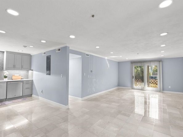 232 Canton St 104, Randolph MA 02368