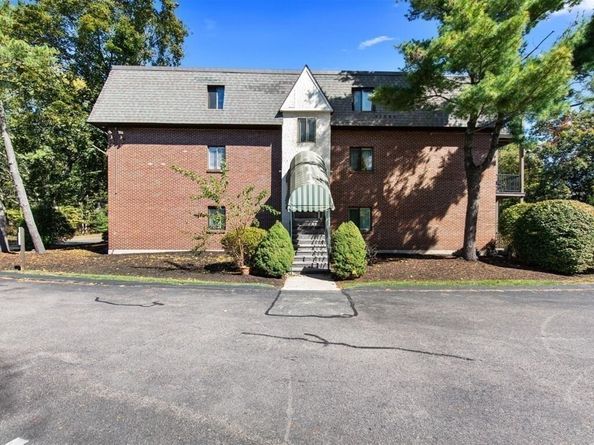 232 Canton St 104, Randolph MA 02368