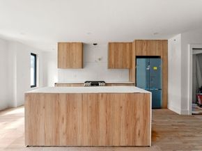6 Devine Way 1, Boston MA 02127