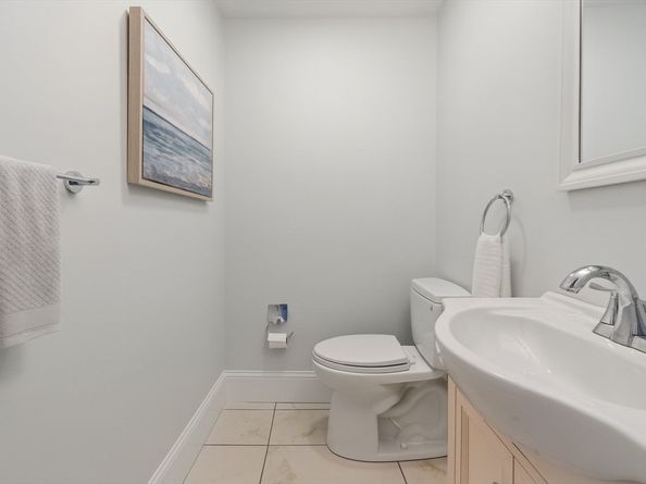 142 Pleasant St 2, Winthrop MA 02152