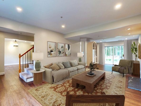16 Magpie Cir 16, Walpole MA 02081