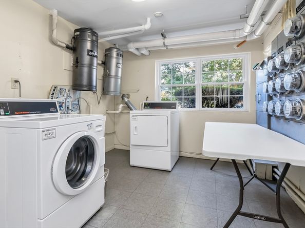35 Fernview Ave 5, North Andover MA 01845