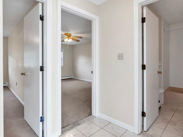 35 Fernview Ave 5, North Andover MA 01845