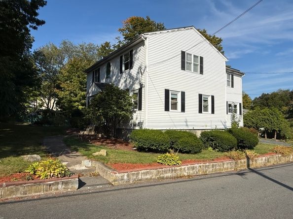 34 Orchard St, Randolph MA 02368