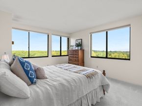 250 Hammond Pond Pkwy 1002N, Newton MA 02467